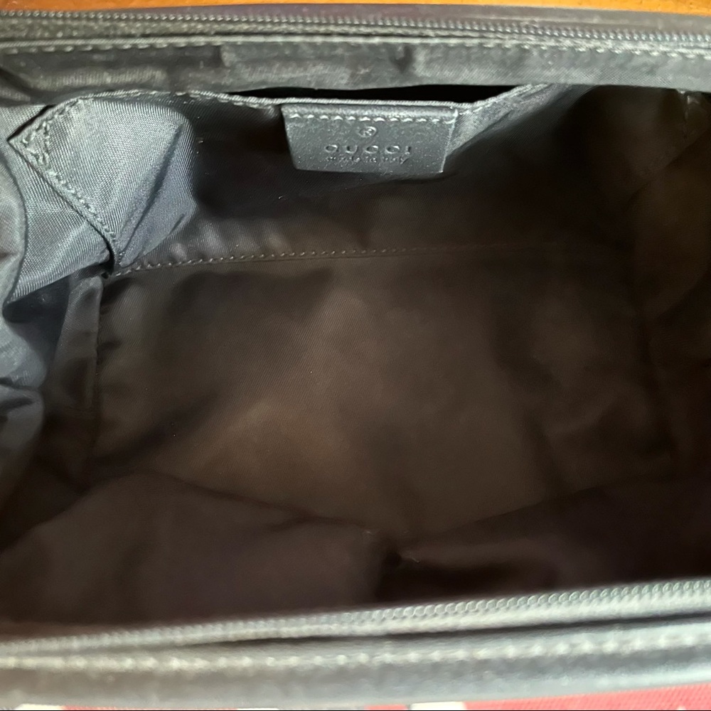 Gucci Pouch - image 2